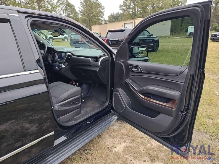 2018-chevrolet-tahoe-image-22