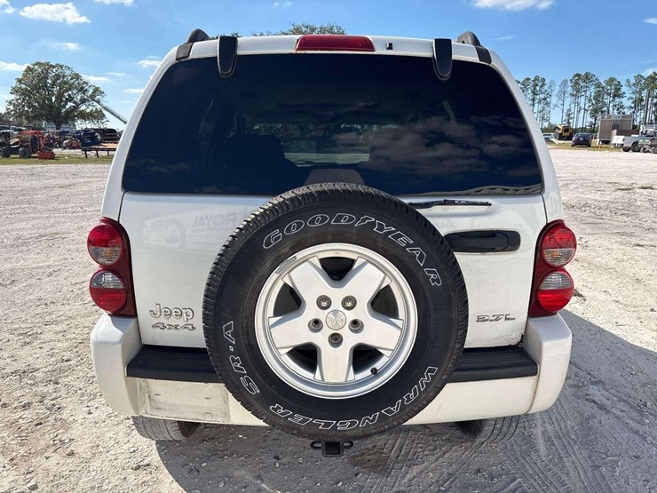 2007-jeep-liberty-image-28