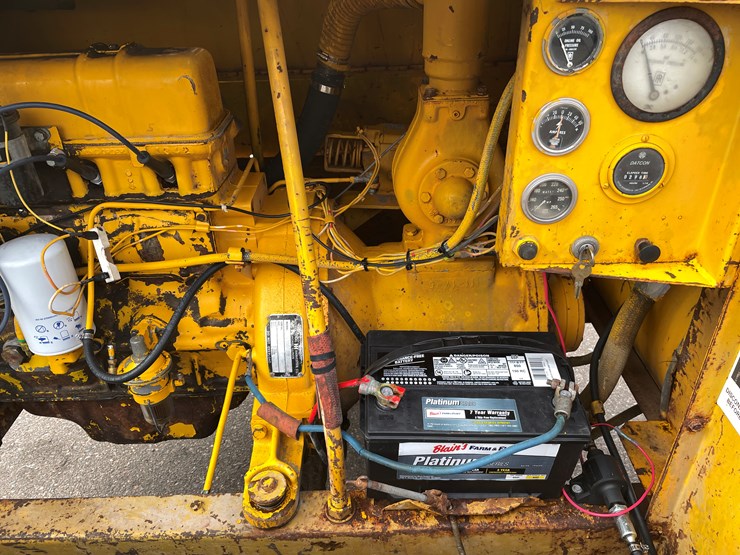 #4514-•-ingersoll-rand-gyro-flo-160cfm-portable-air-compressor-sand-blaster-image-25