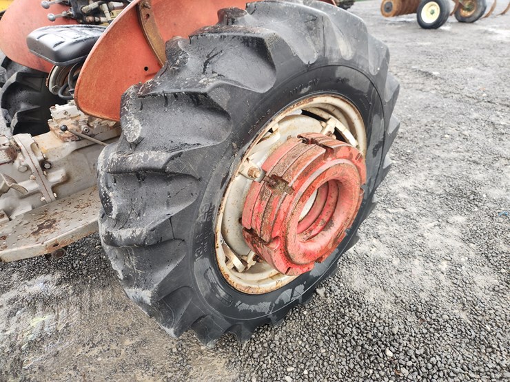 massey-ferguson-245-image-4