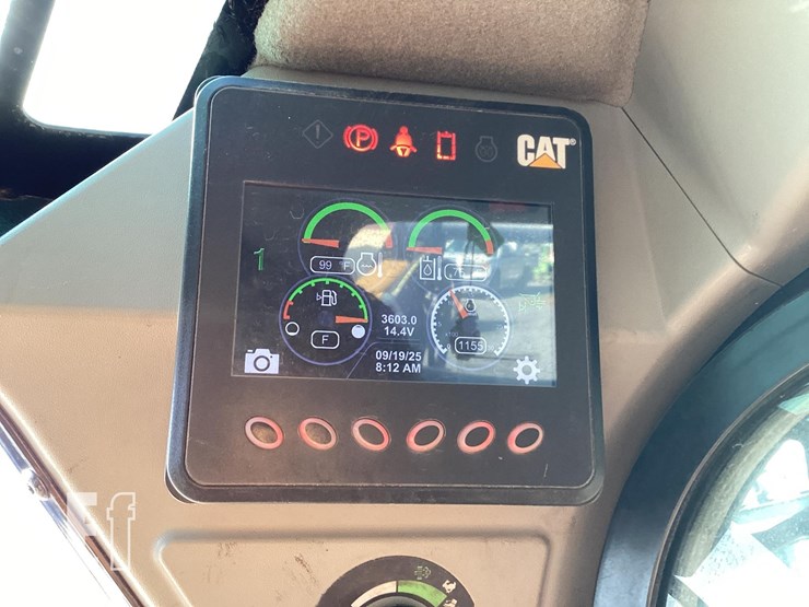 2021-caterpillar-289d3-image-19