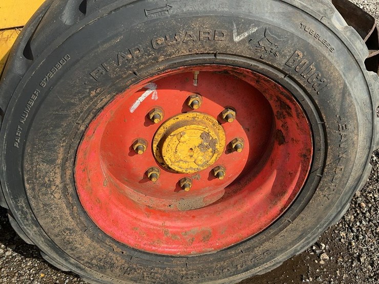 new-holland-ls190-image-38