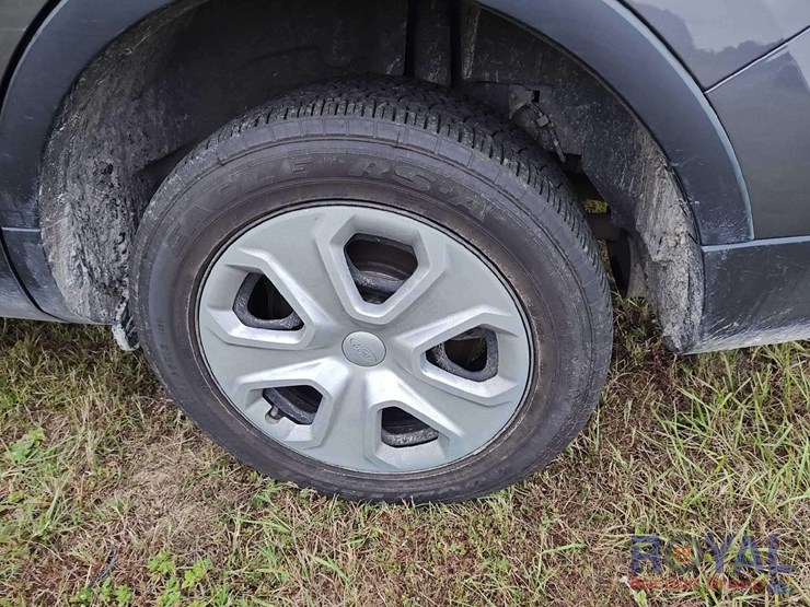 2016-ford-explorer-image-31