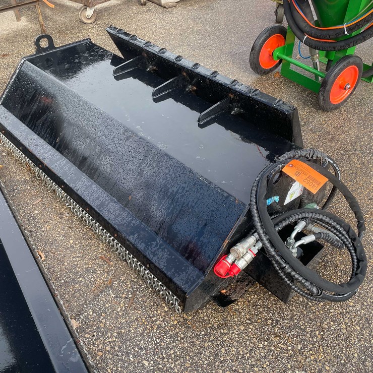 #14052 • Flail Mower (O10)