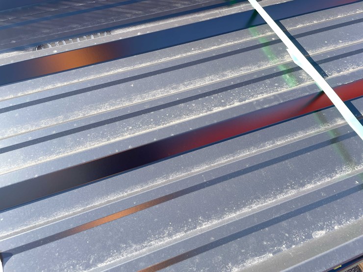 #14106-•-28-gauge-painted-r-panel-profile-steel-siding-(o6)-image-2