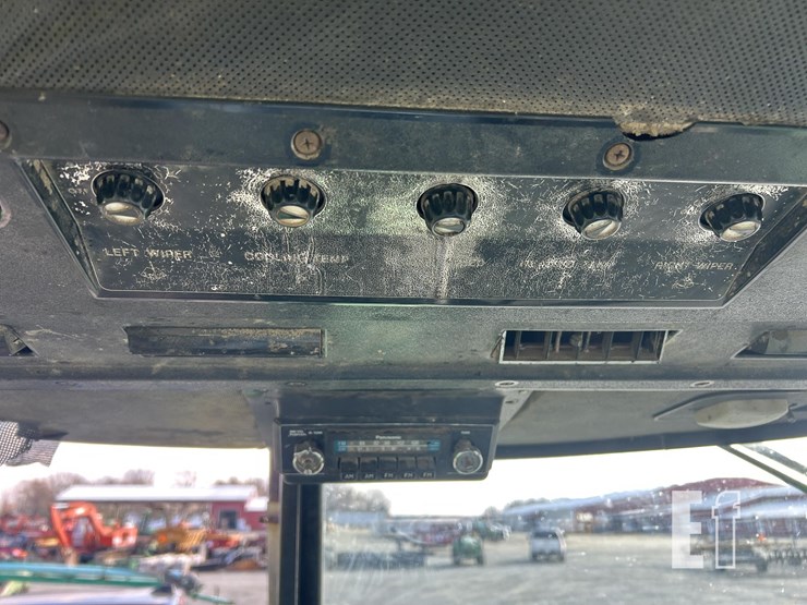 john-deere-4230-image-13