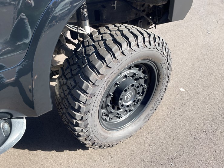 2004-ford-excursion-limited-image-47