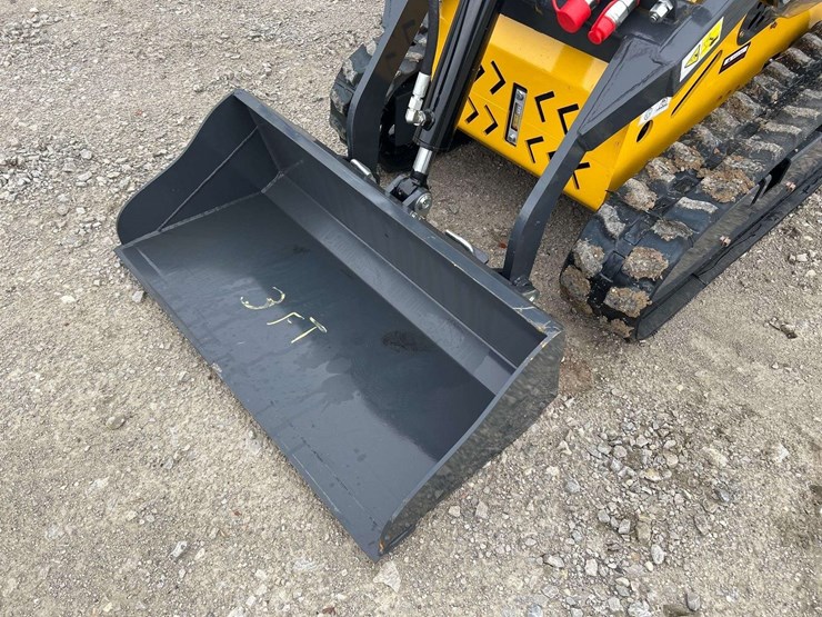 2025-sdlanch-sdll60-stand-on-loader-image-11