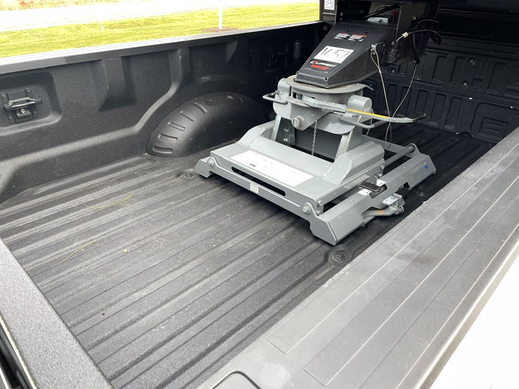 2023-ford-f450-platinum-image-22