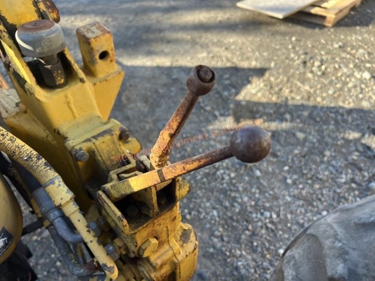 massey-ferguson-40-image-14