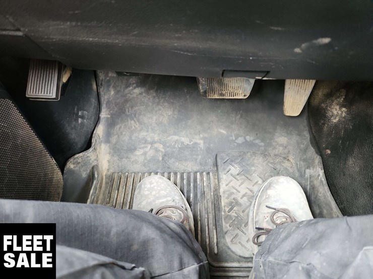 2017-ram-3500-4x4-s/a-cab-&-chassis-image-14