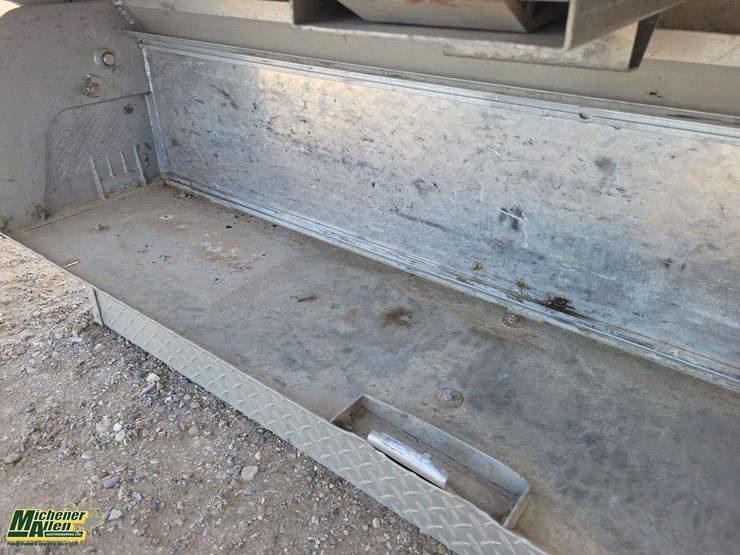 truck-bed-toolbox-67inches-image-9