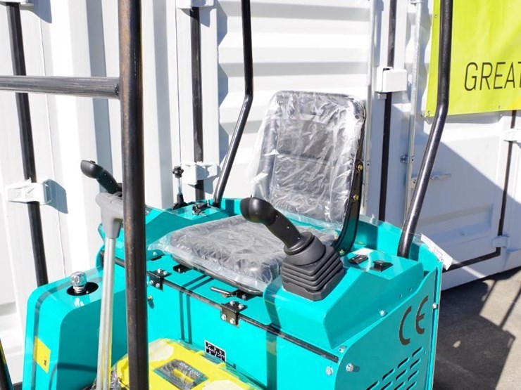 2025-cfg-industrial-h15r-mini-excavator-w/-pilot-system,-gasoline-engine,-unused-image-4