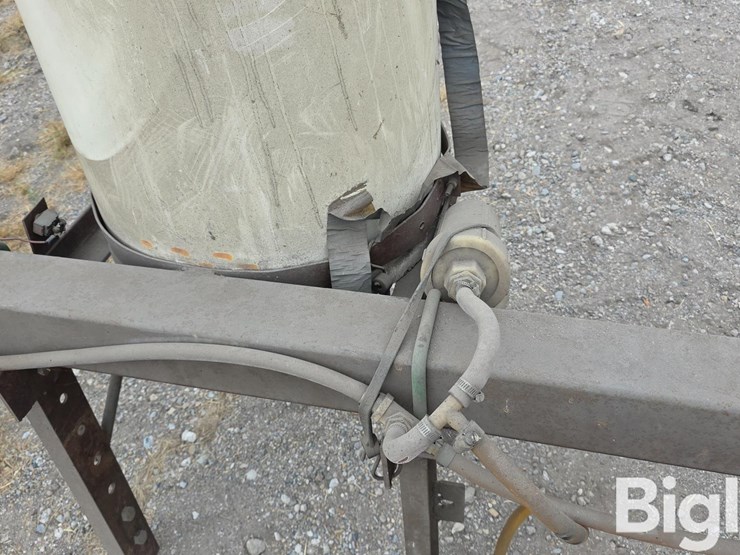 3--pt-4-person-ride-on-sprayer-bar-image-20