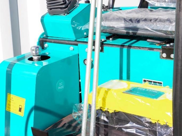 2025-cfg-industrial-h15r-mini-excavator-w/-pilot-system,-gasoline-engine,-unused-image-5