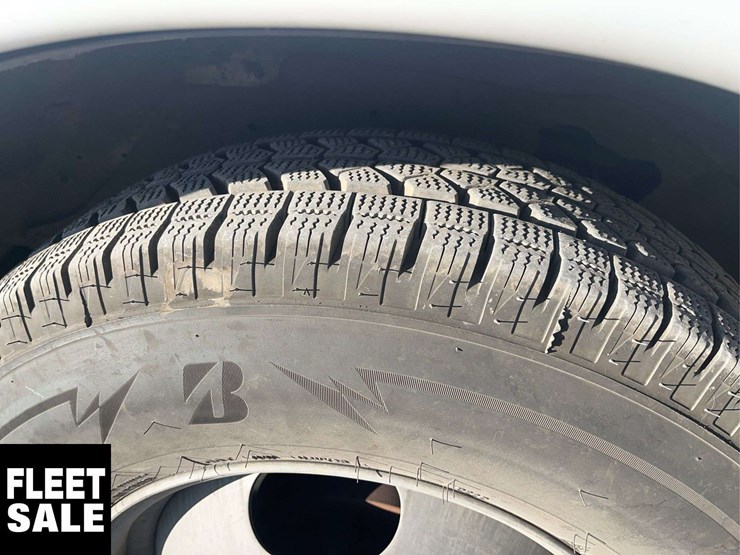 2017-chevrolet-express-s/a-ambulance-image-7