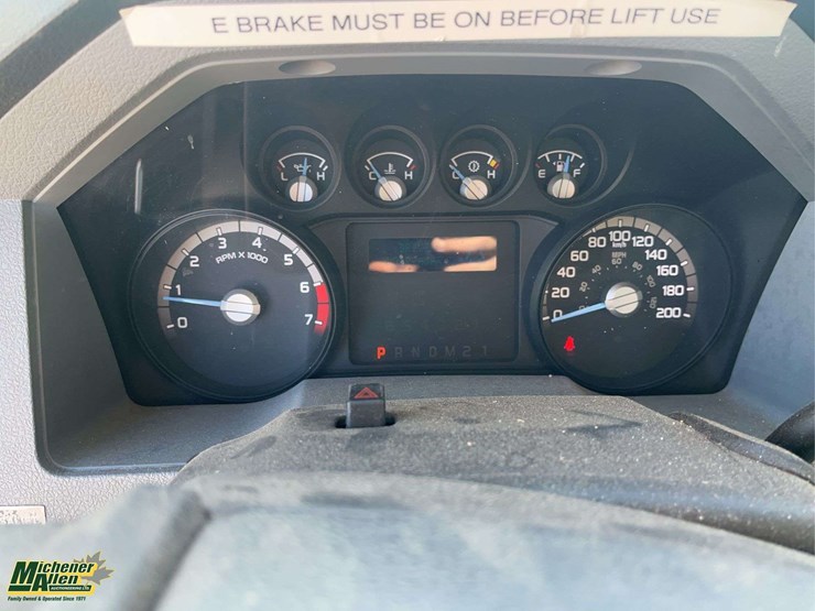 2016-ford-f350-image-12