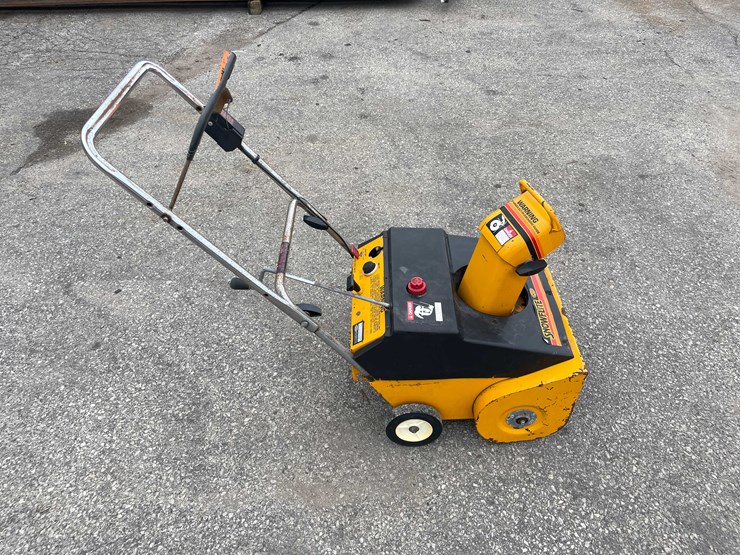 #14032-•-mtd-3/21-snowblower-(o4)-image-3