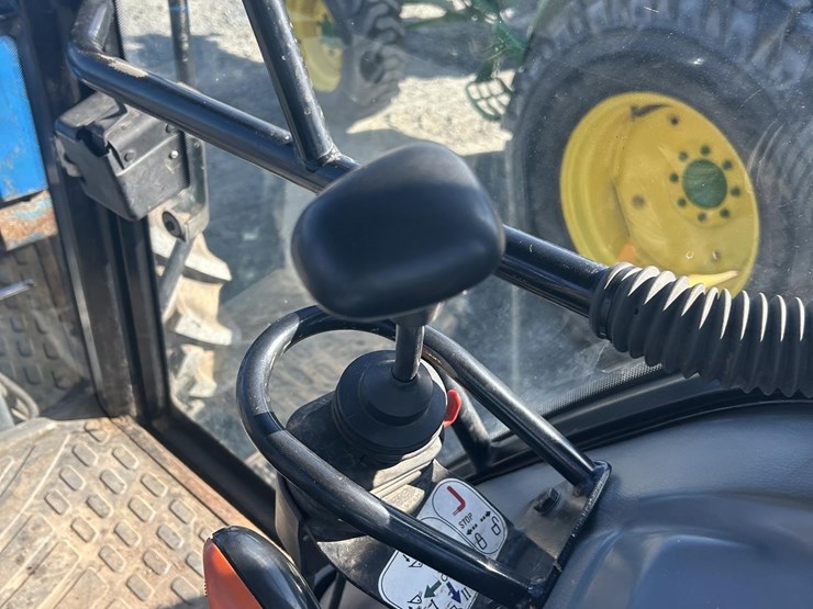 new-holland-tl90-image-18