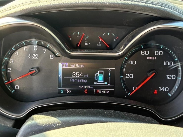 2019-chevrolet-impala-sedan-image-16