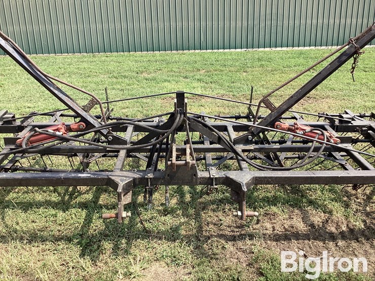 30'-folding-tine-weeder-image-8