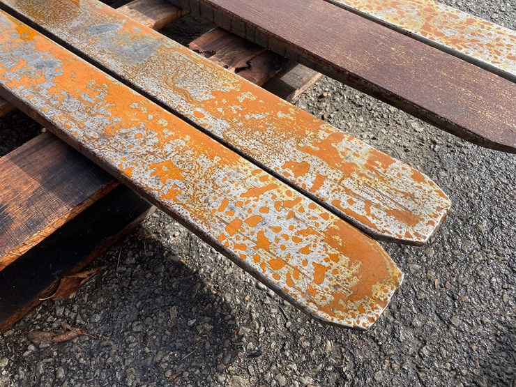 #14068-•-pair-of-60"-forks-(o10)-image-2