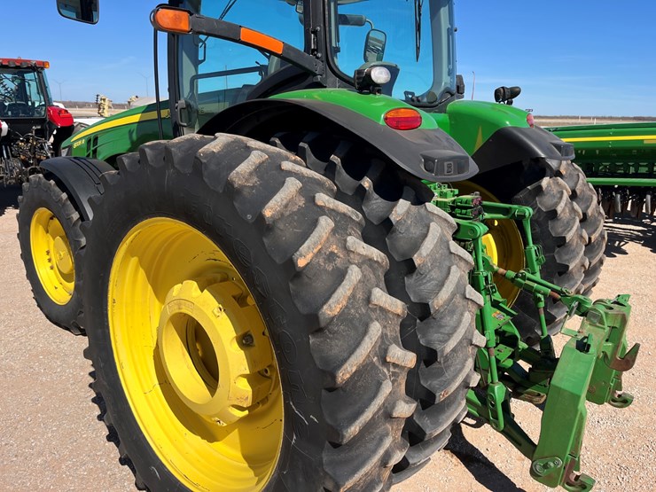 2012-john-deere-8335r-image-12
