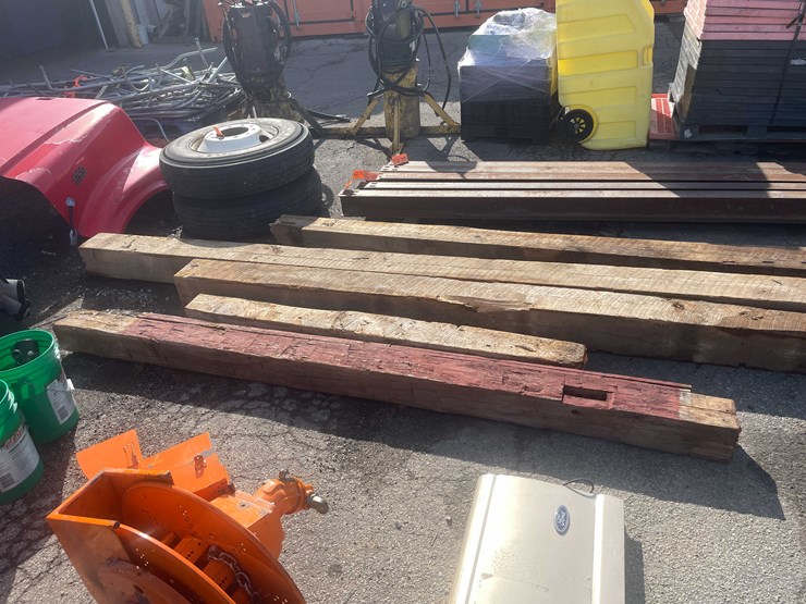 #14042-•-old-barn-beam-axe-cut-(o4)-image-4