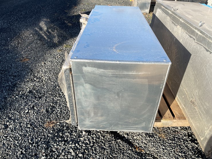 #5653-•-hd-unused-semi-trailer-toolbox-image-4