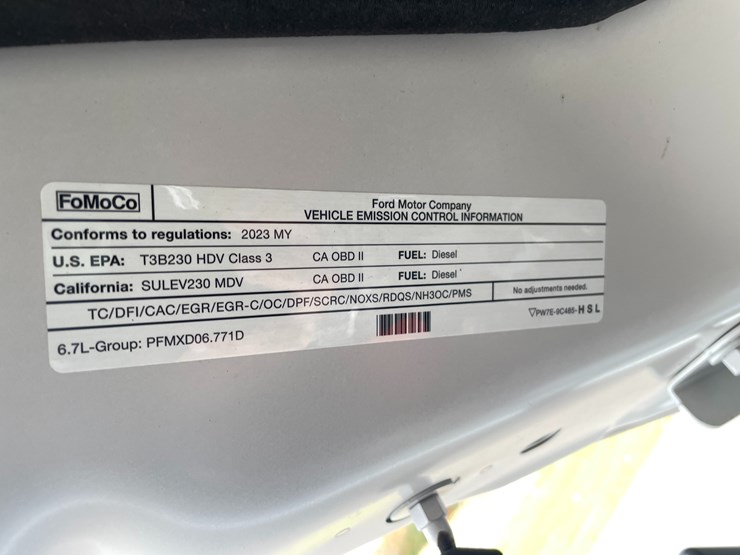 2023-ford-f450-platinum-image-75