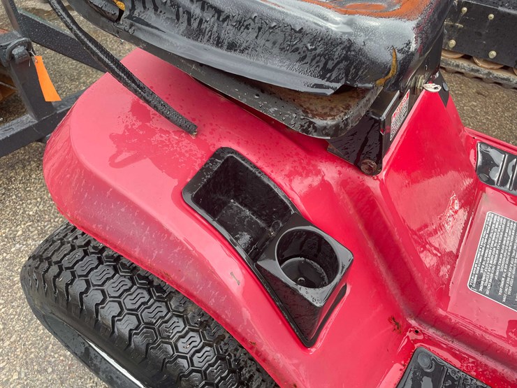 #14063-•-toro-lawn-tractor-(o4)-image-8