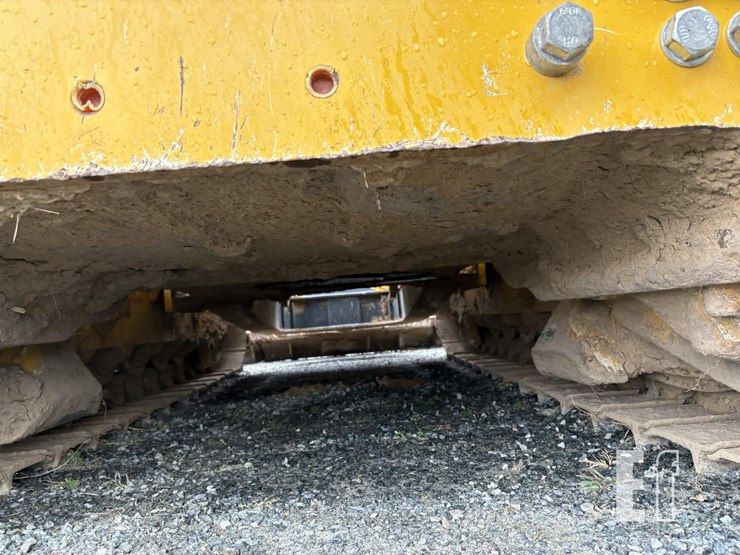 2021-deere-700l-image-10