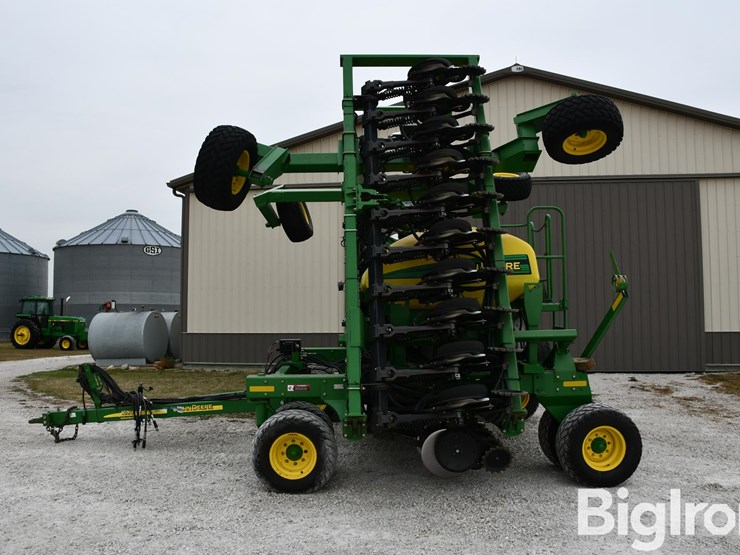 john-deere-1690-image-8