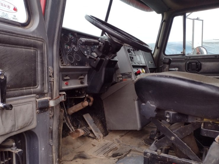 96-mack-ch613-image-11