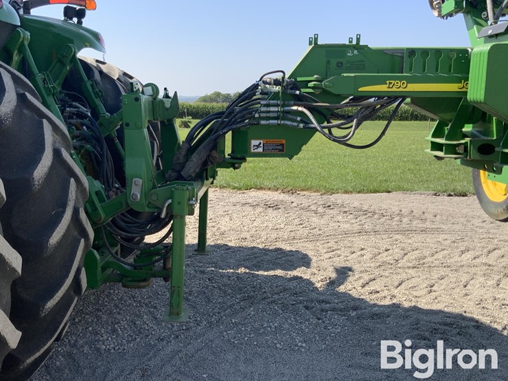 2014-john-deere-1790-image-10