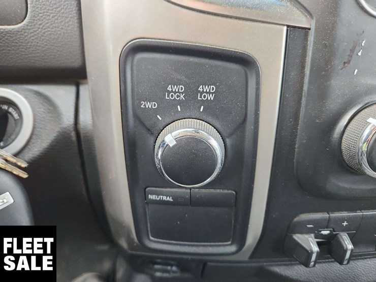 2016-ram-2500-slt-image-25