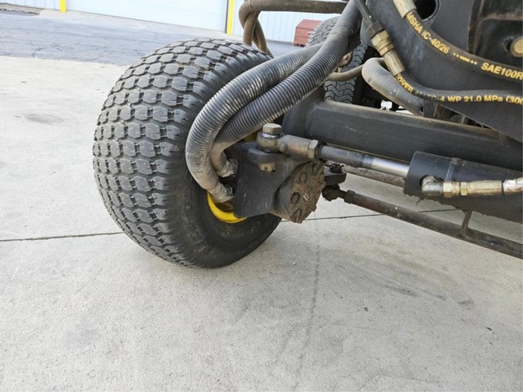 john-deere-3225c-image-41