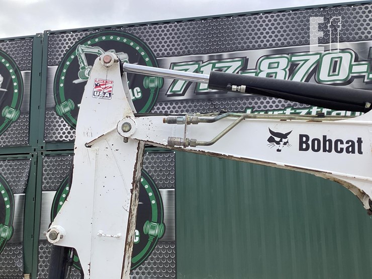 2014-bobcat-e32-image-10