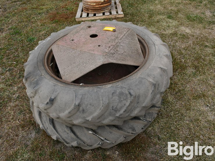 b.f,-goodrich-silvertown-12-38-tires-on-4-bolt-rims-image-4