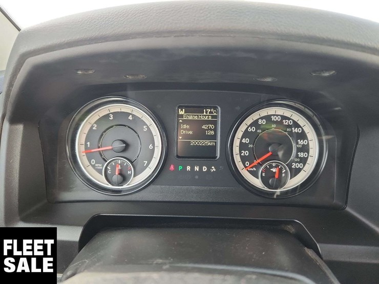 2017-ram-3500-4x4-s/a-cab-&-chassis-image-9