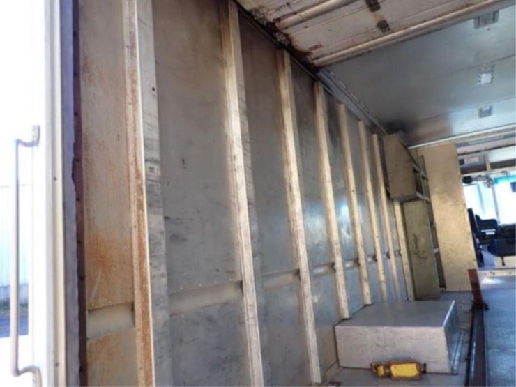 2015-freightliner-mt55-image-53