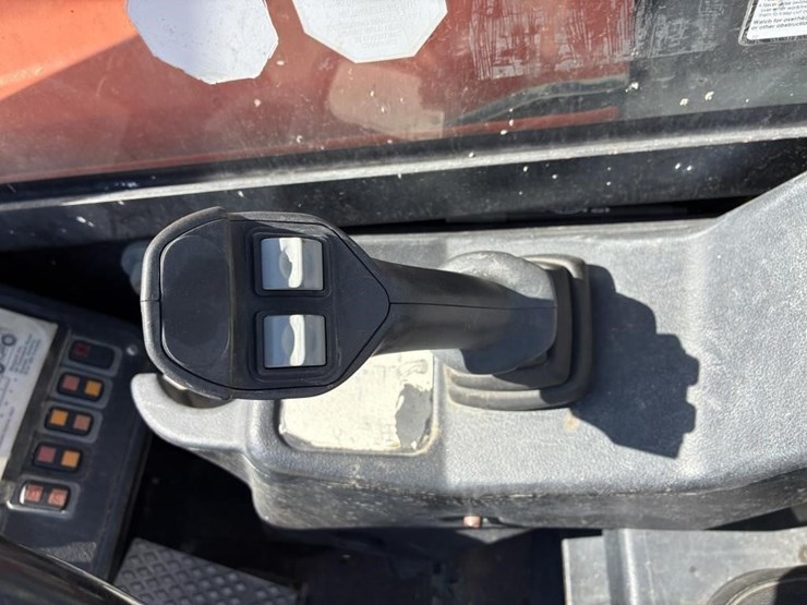 2012-skyjack-vr843d-image-17