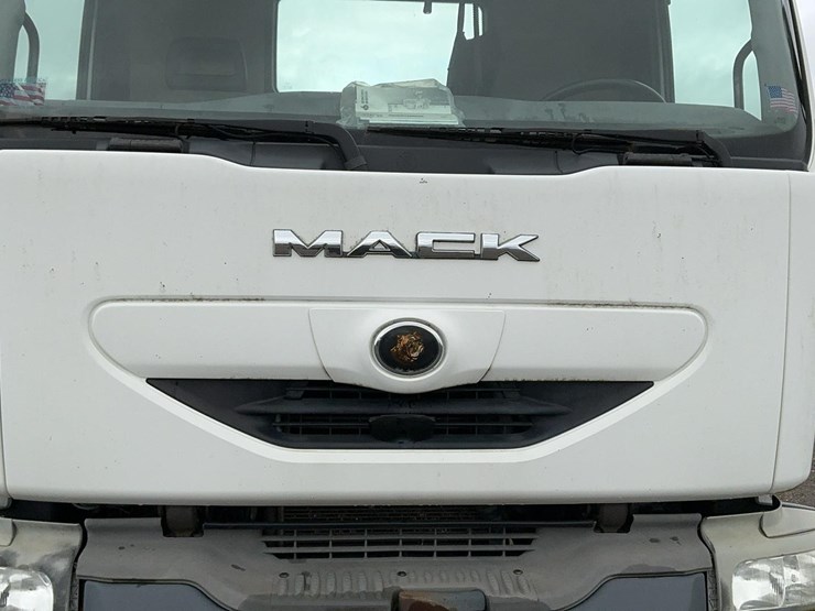 #2001-•-2011-mack-midlum-truck-chassis-image-53