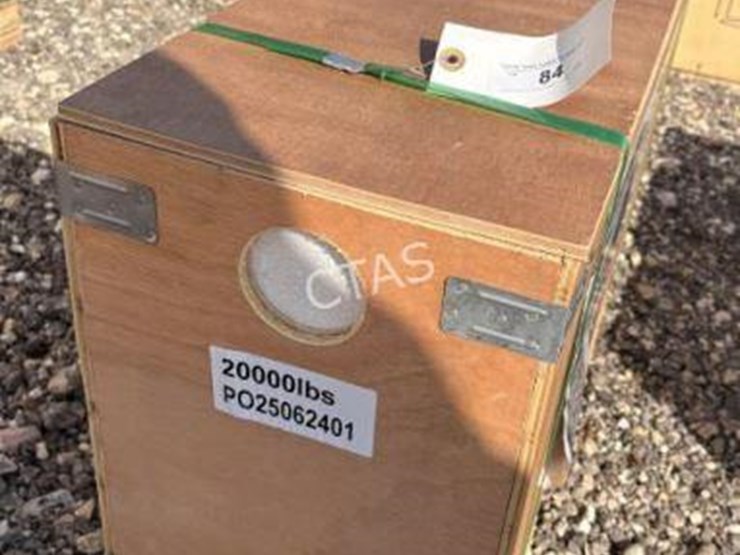 #84-•-20,000-lb-electric-winch-image-2