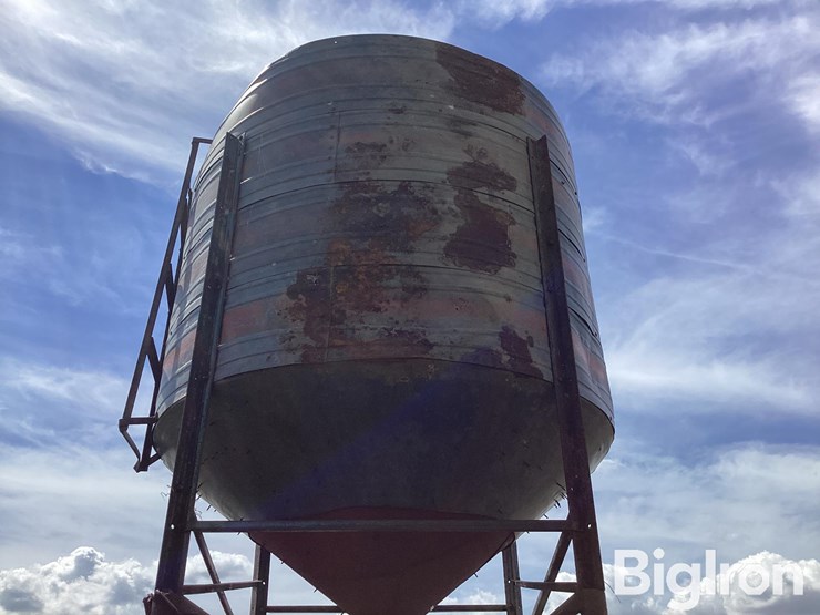 13'-tall-grain-storage-image-13