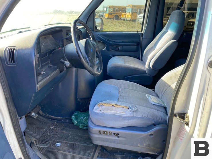 1993-ford-e350-image-7