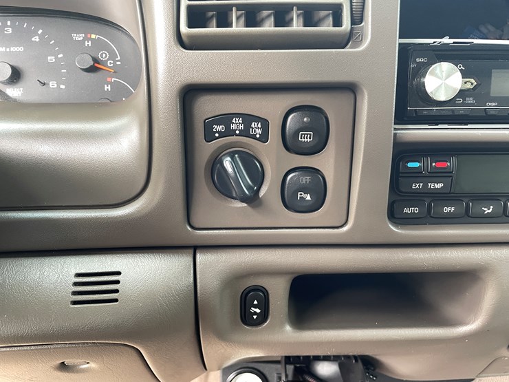 2003-ford-excursion-image-78