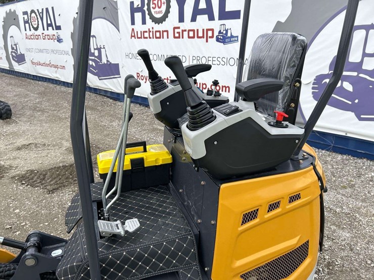 2025-sdlanch-sdle18p-mini-excavator-image-8