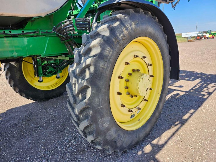 2014-john-deere-4940-image-43