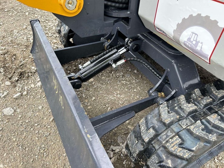 2025-sdlanch-sdle20-mini-excavator-image-21